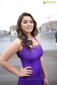 Hansika in Settai