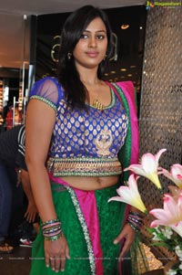 Tejaswini at Kalanikethan Hyderabad