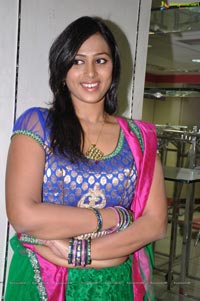 Tejaswini at Kalanikethan Hyderabad