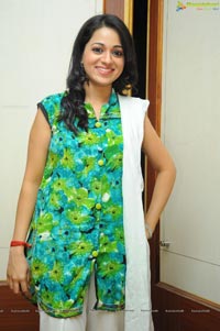 Reshma at Jai Sriram Platinum Disc