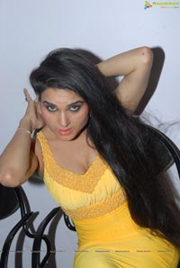 Kavya Singh Spicy Pics in Yellow Dress
