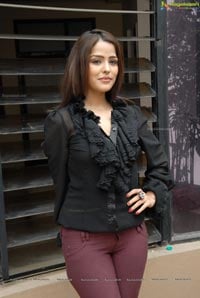 Priyanka Chabra Photos
