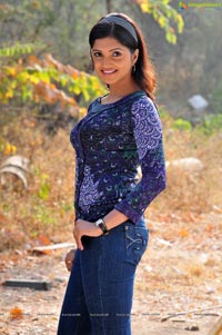 Sanchita Padukone in T-Shirt and Jeans Photos