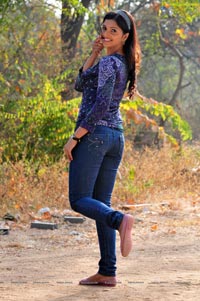 Sanchita Padukone in T-Shirt and Jeans Photos