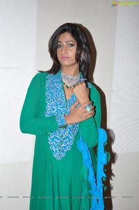 Sania at Khwaish Fashion Show
