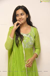 Heroine Shree Divya