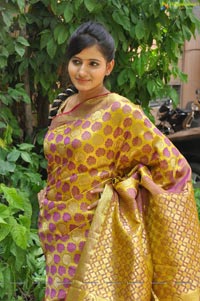 Tanusha at Trendz Exhibition