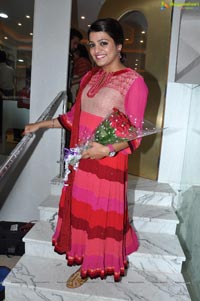 Tashu Kaushik at Patny Jewels Hyderabad