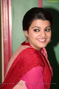 Tashu Kaushik in Red Salwar