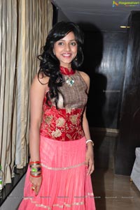 Heroine Vithika