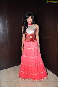 Heroine Vithika