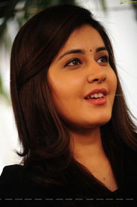 Rashi Khanna in Saree