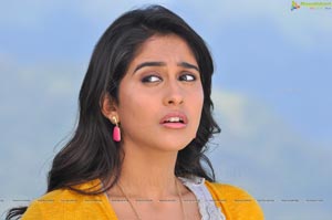 Regina Cassandra Expressions