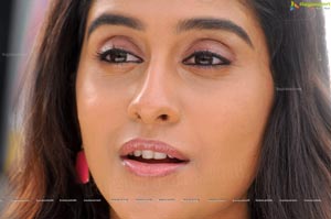 Regina Cassandra Expressions