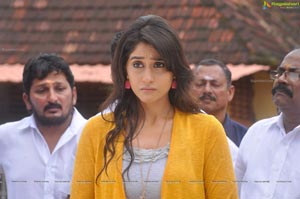 Regina Cassandra Expressions