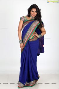 Aakanksha in Banarasi Saree