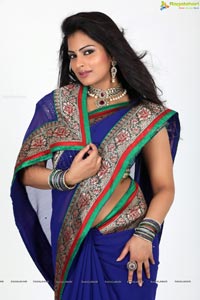 Aakanksha in Banarasi Saree