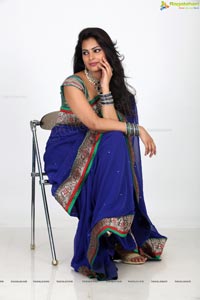 Aakanksha in Banarasi Saree