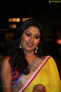 Heroine Manalee in Saree