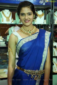 Simran Choudhary Vasundhara Jewellery Exhibition