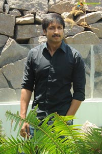 Jil Hero Gopichand