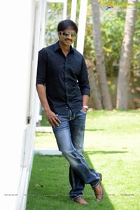 Jil Hero Gopichand