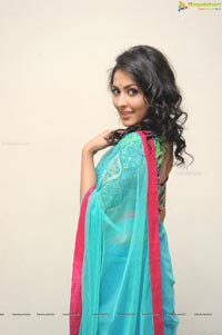 Madhu Shalini in Half Saree