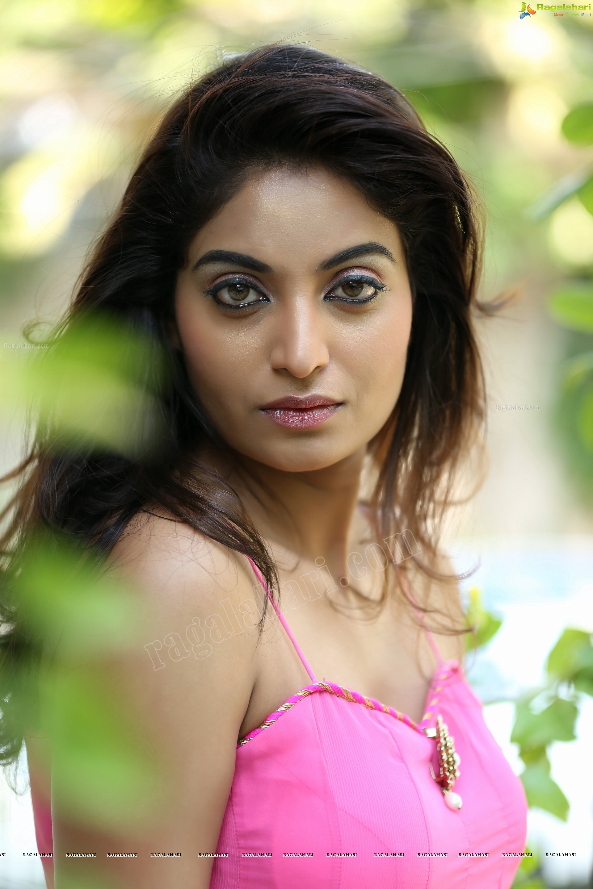 Sharon Fernandes (Exclusive) (High Definition)