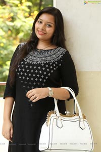 Abhinaya Heroine