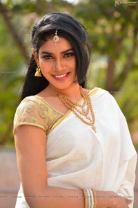 Priya Telugu Actress