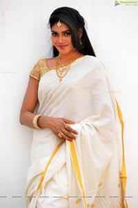 Priya Telugu Actress