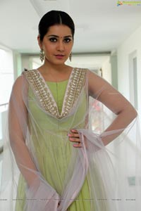 Raashi Khanna Indian Traditional Dress