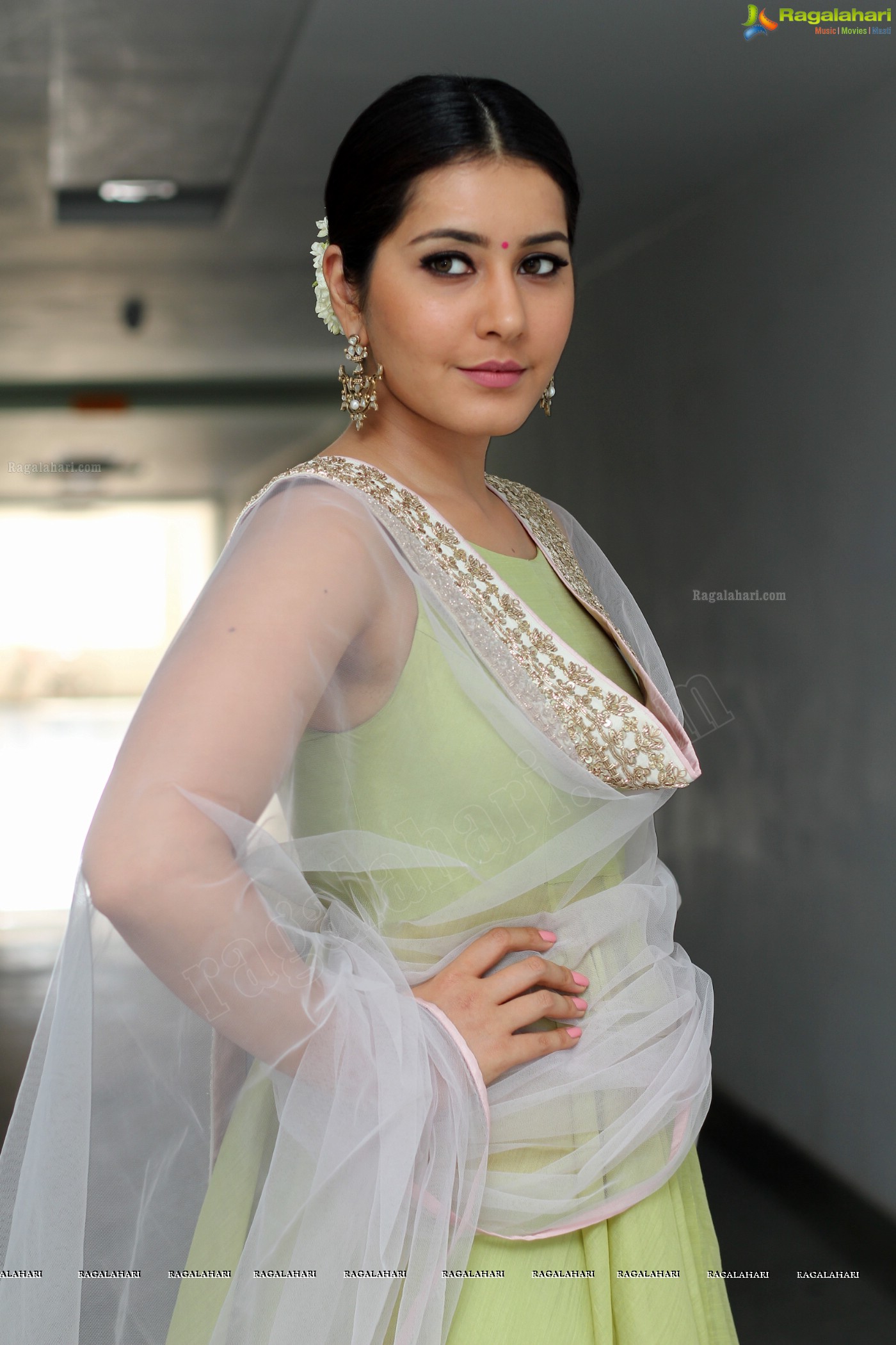 Actress Raashi Khanna in Indian Traditional Dress