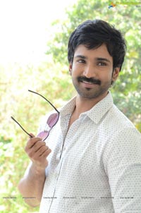 Aadi Pinisetty Photos