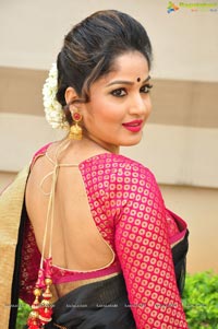 Madhavi Latha Photos