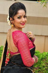 Madhavi Latha Photos