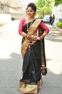 Madhavi Latha Photos