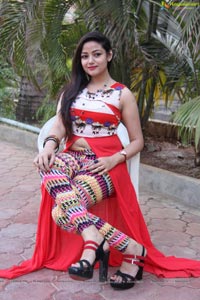 Pallabi Ghosh Photos