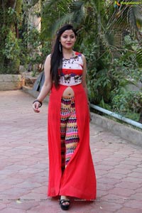 Pallabi Ghosh Photos