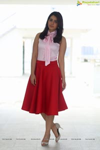 Raashi Khanna Red Dress