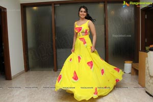 Raashi Khanna in Yellow Dress