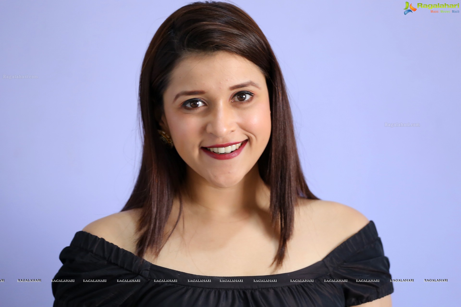 Mannara Chopra (High Definition)