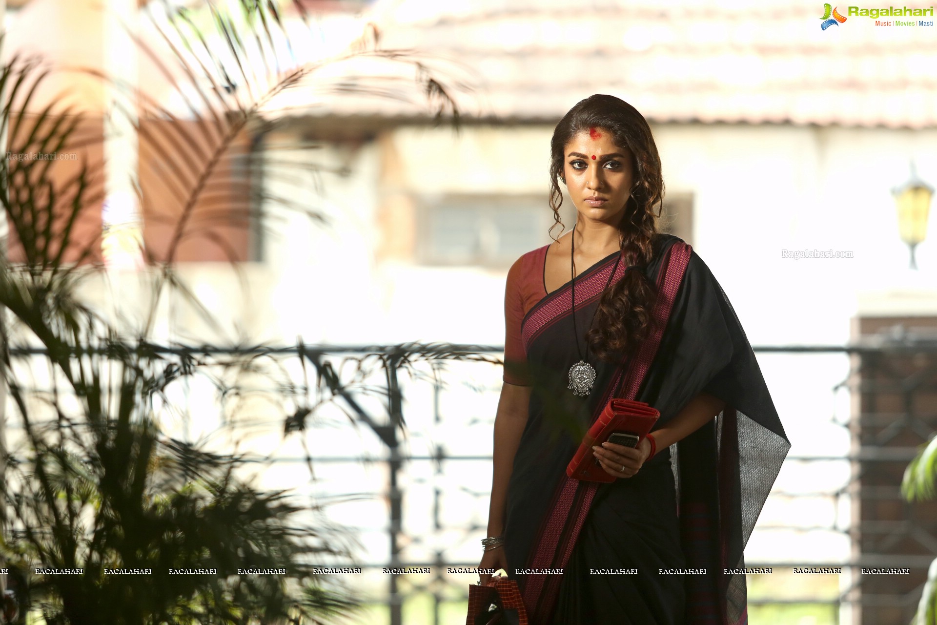 Nayantara Stills in Vasuki, HD Photo gallery, Images