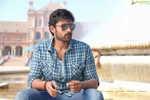 Varun Tej HD photos