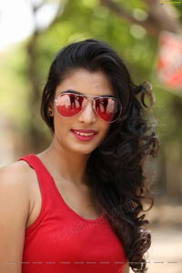 Khushboo Maheshwari Exclusive photoshoot