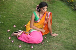 Khushboo Maheshwari Half Saree