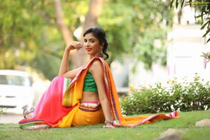 Khushboo Maheshwari Half Saree