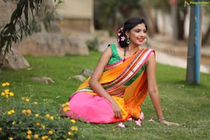 Khushboo Maheshwari Half Saree