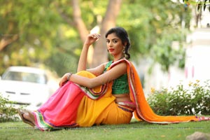 Khushboo Maheshwari Half Saree