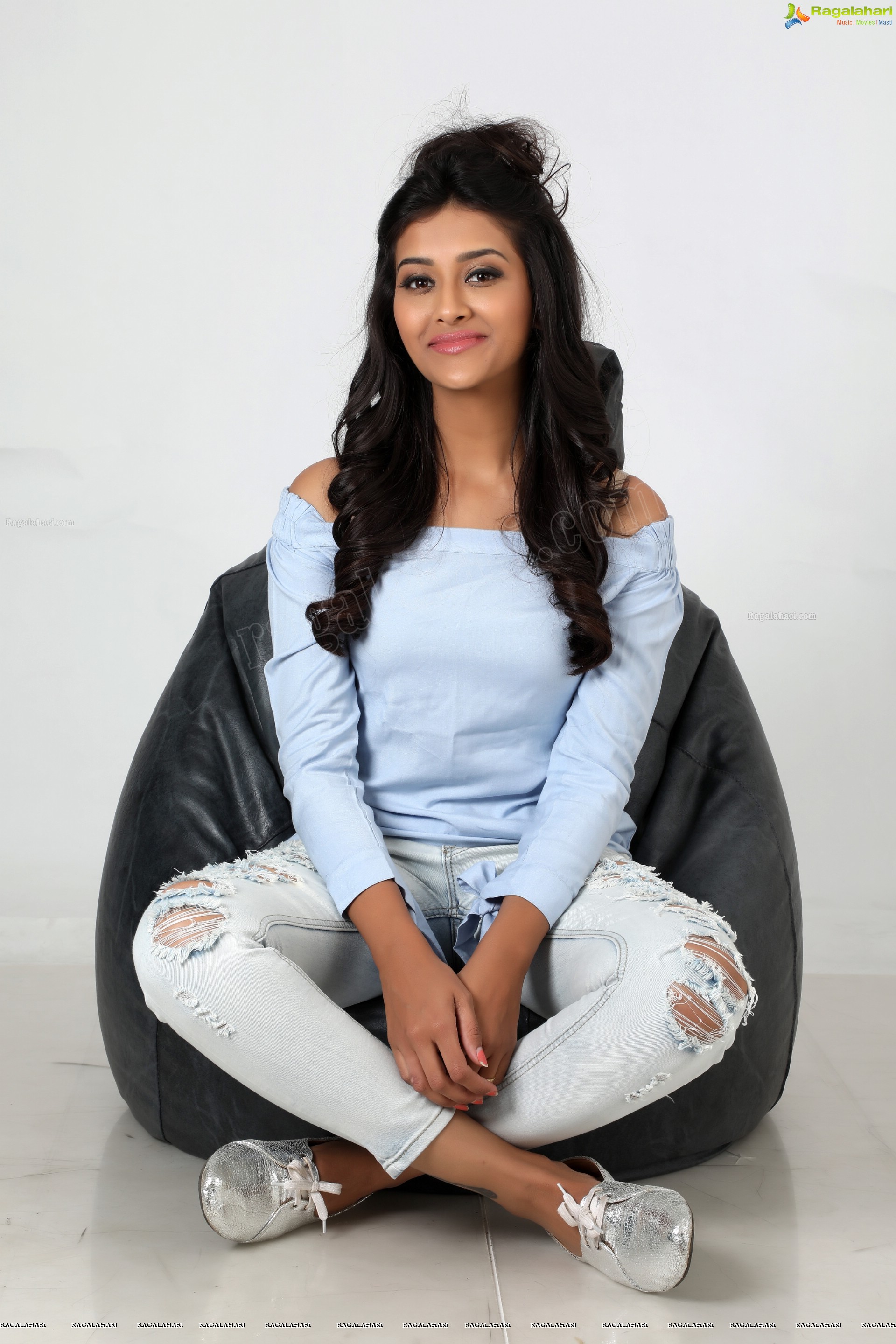 Pooja Jhaveri (Exclusive) (High Definition)